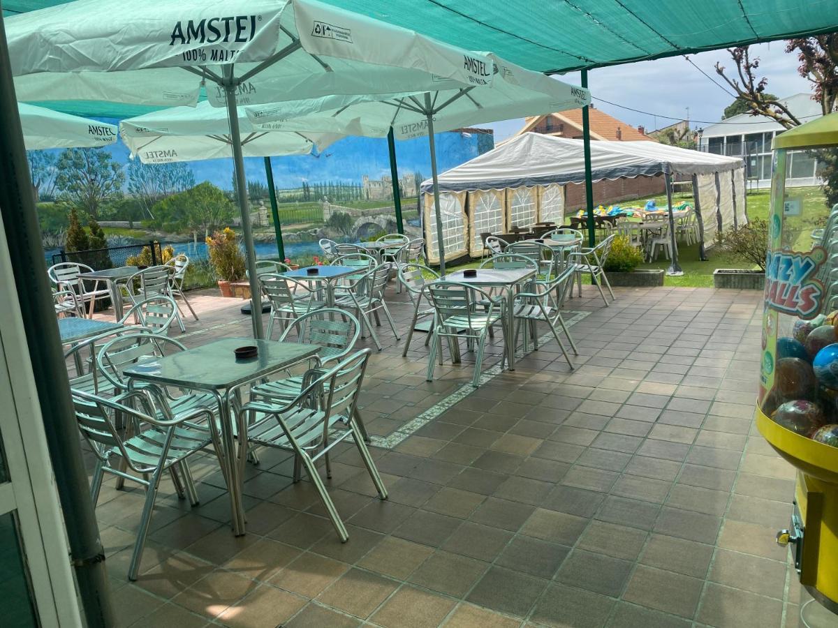 Hostal Restaurante Rio Ubierna Quintanilla-Vivar Exterior photo